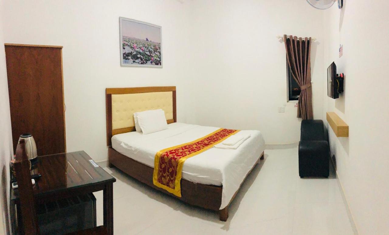 Hoàng Nhi Khách sạn 2*