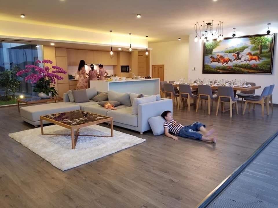 Harbor View Villa *