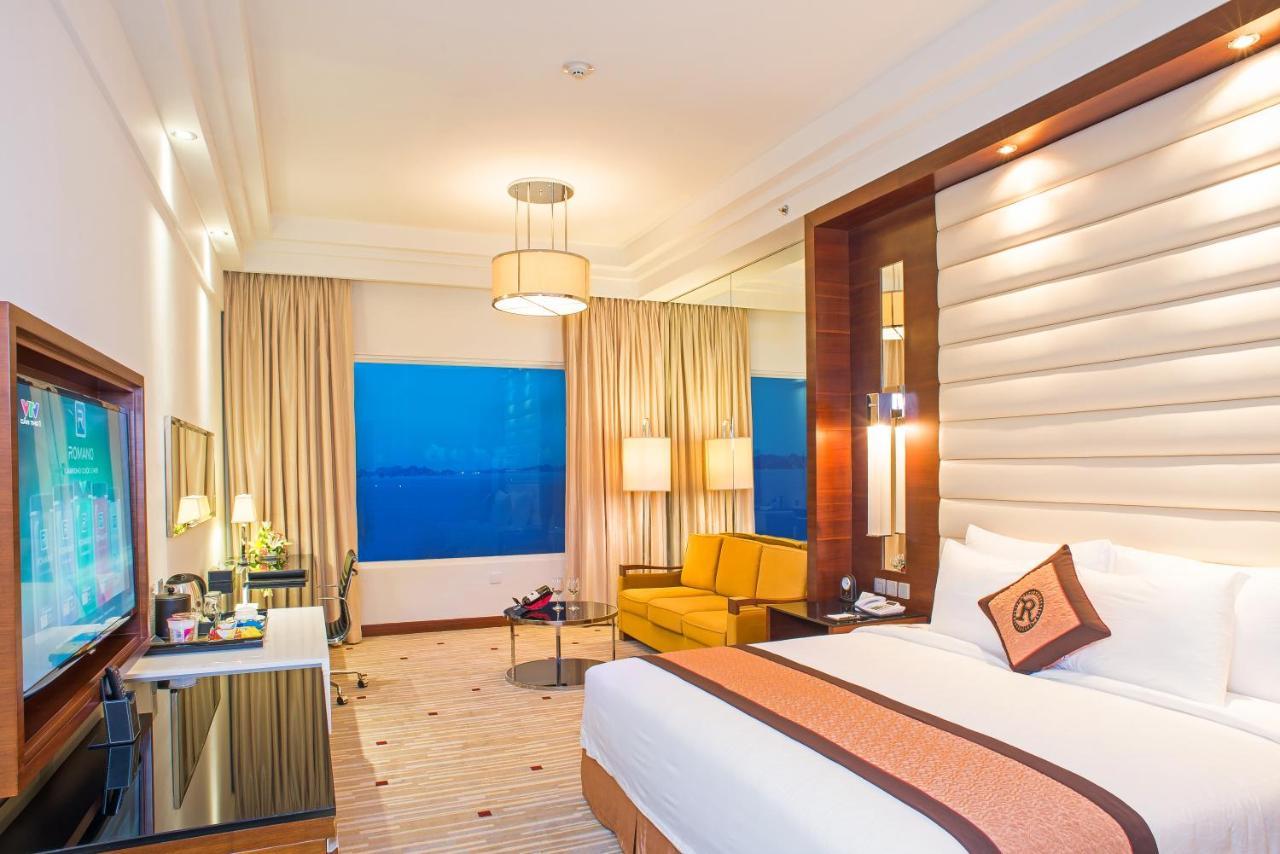 Hotel Royal Halong 5*