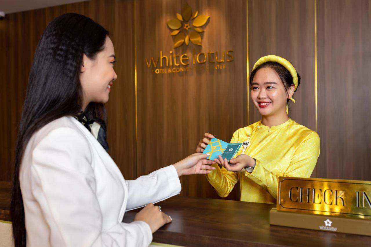 White Lotus Khách sạn Huế