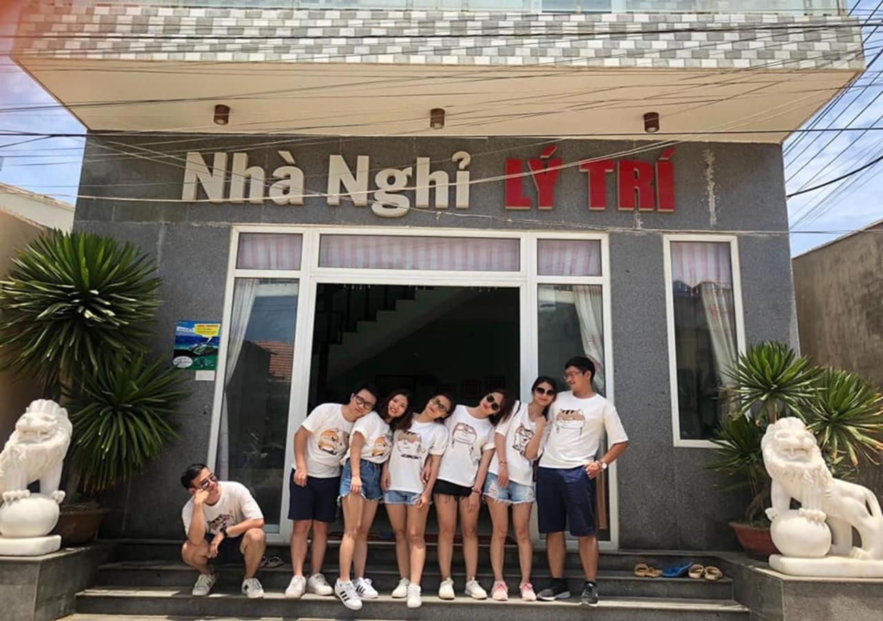 Ly Tri Motel *