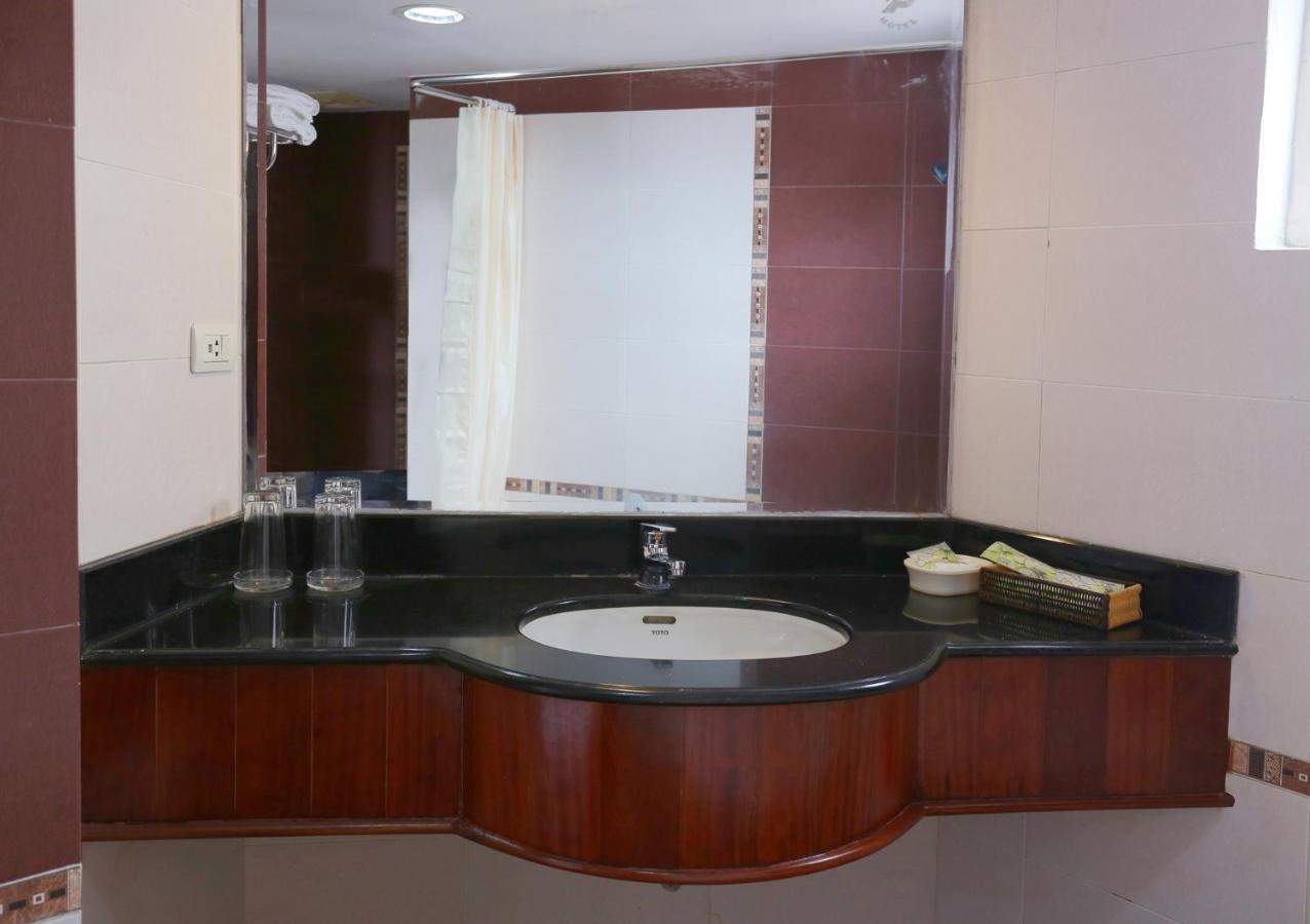 Phu Quy Hotel 3*