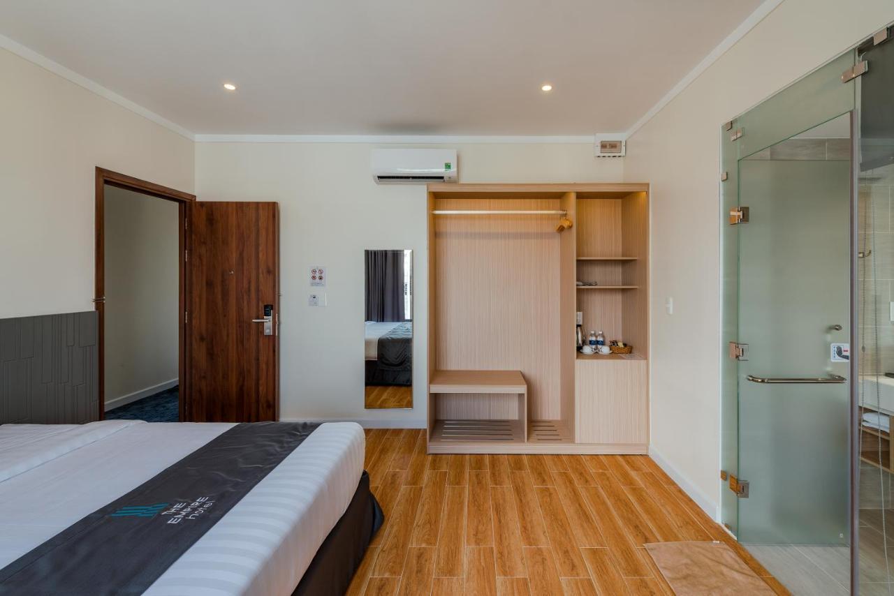 The Empire Hotel 3*