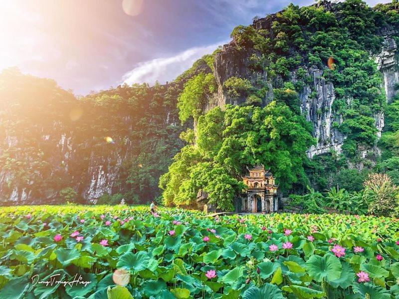 Yen Nhi Ninh Binh