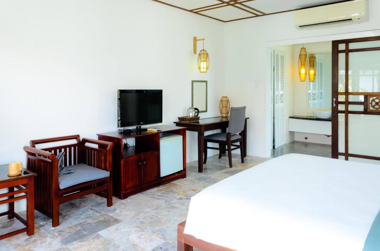 Khách sạn Riverside Bamboo 4*