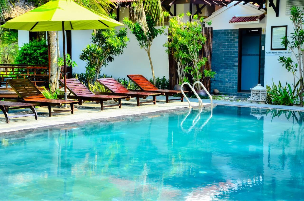 Khách sạn Riverside Bamboo 4*