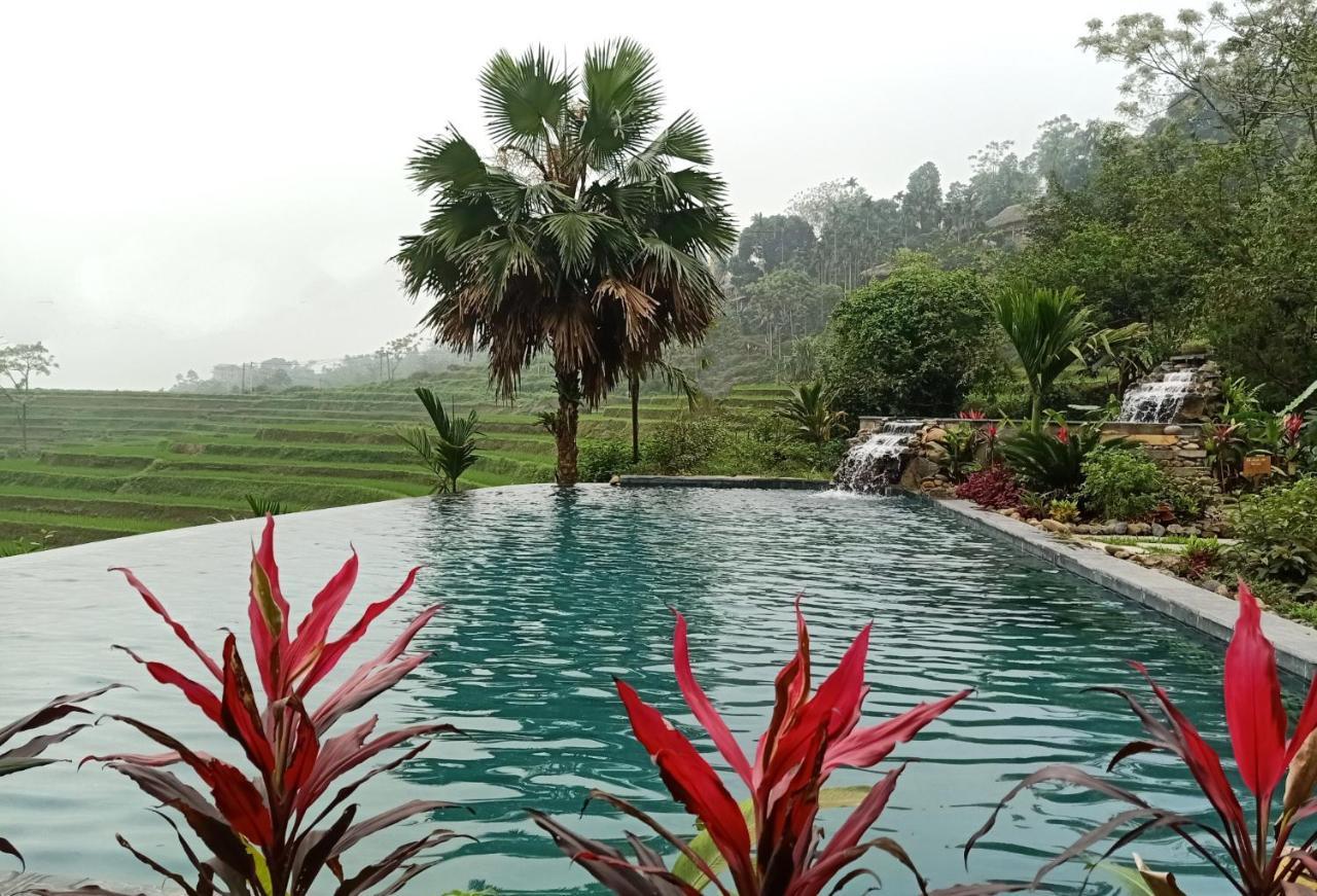 Lodge Puluong Pu Luong