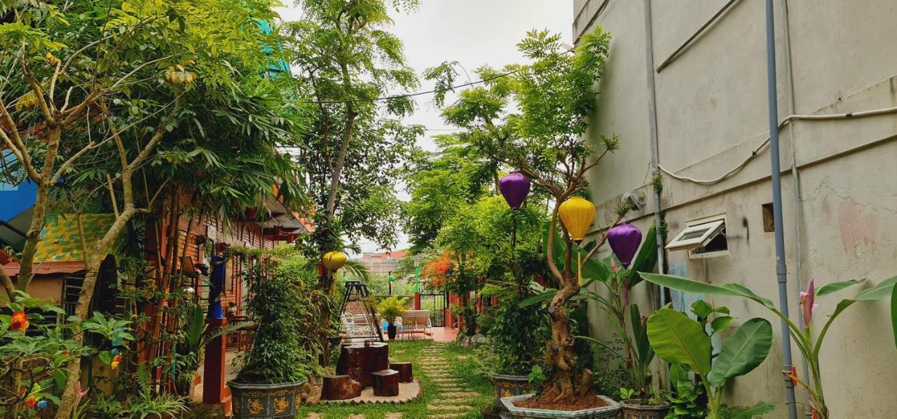 Vu's Hotel