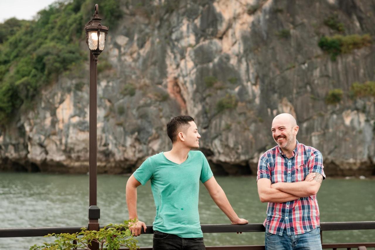 Sena Cruises - Wonder On Lan Ha Bay Hạ Long