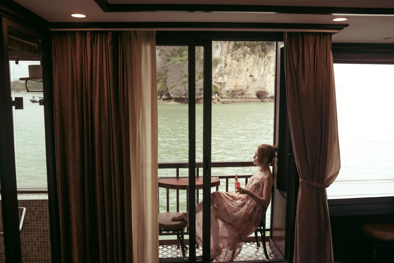 Sena Cruises - Wonder On Lan Ha Bay  Hạ Long