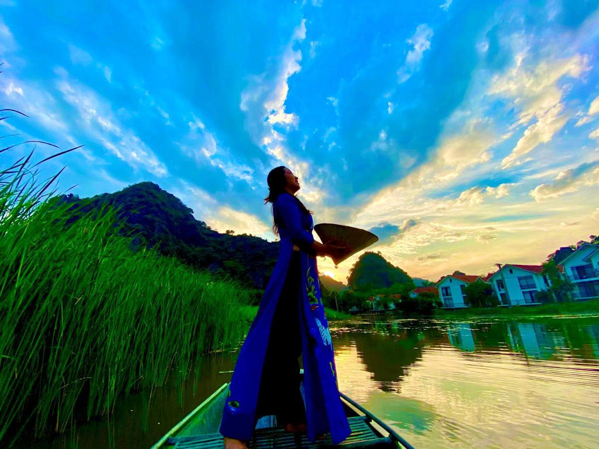 Tam Coc La Montagne & 4* Ninh Binh