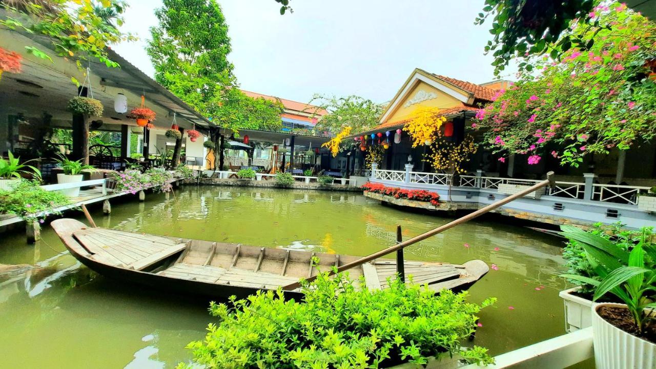 Khách sạn Thanh