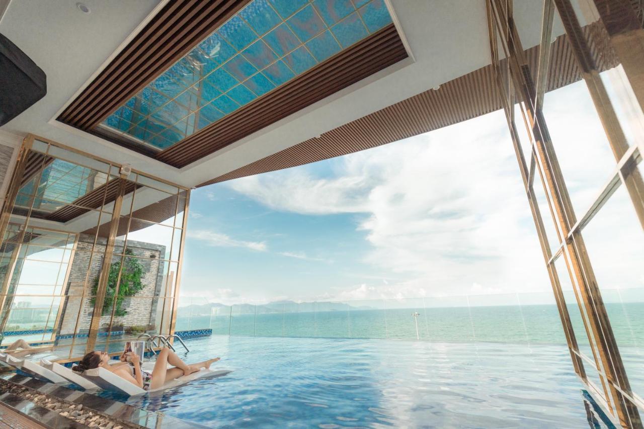 Hotel La Vague Nha Trang