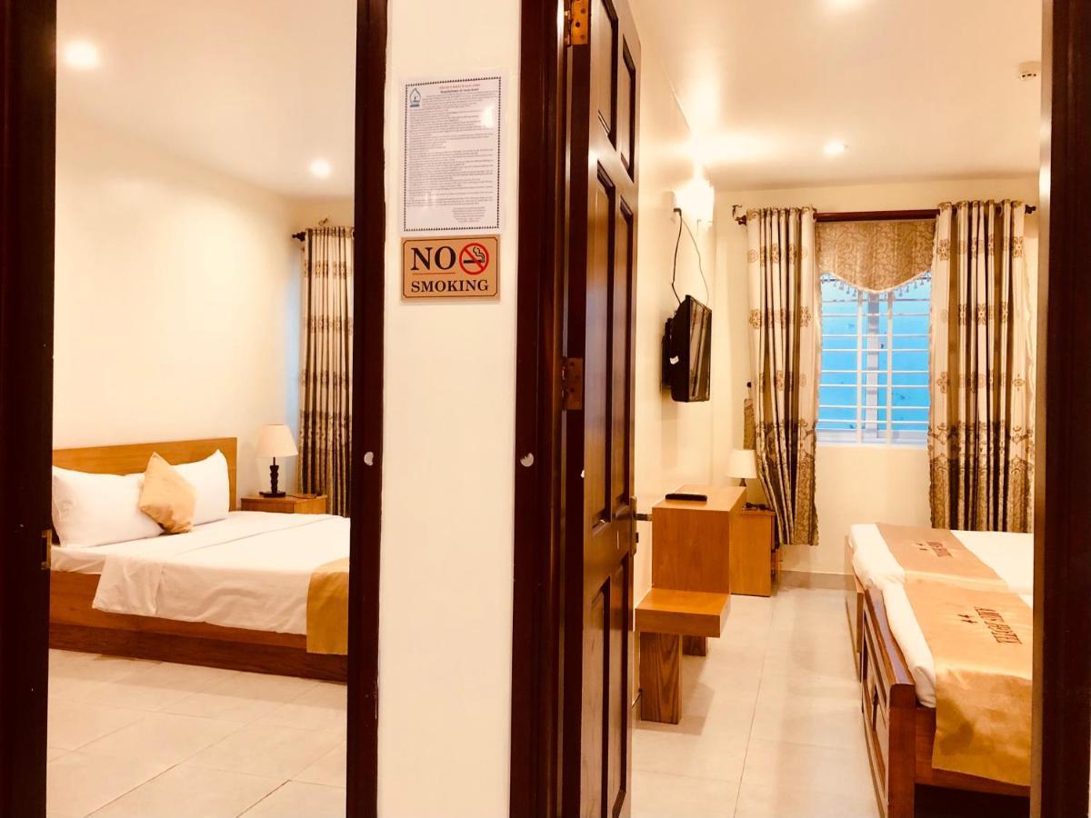 Amis Hotel