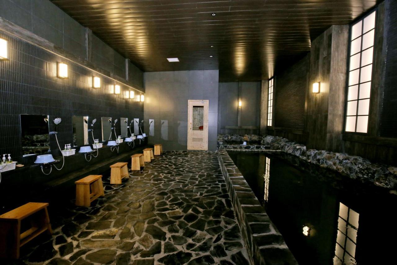 Roygent Parks Phong 5*