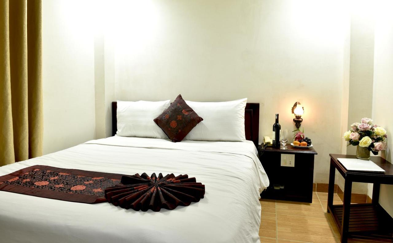 Carina Hotel 3*