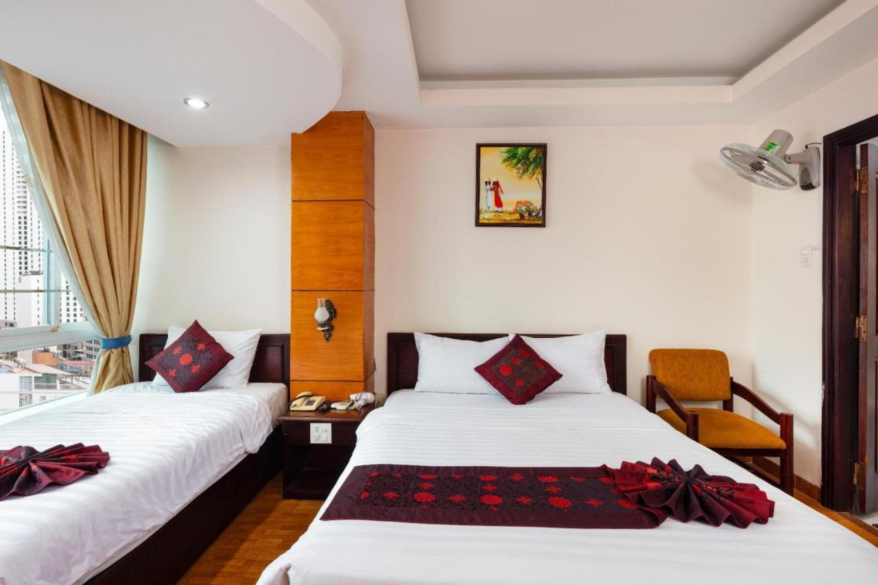 Carina Hotel 3*