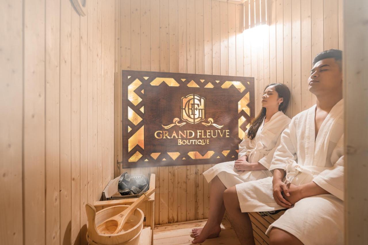 Grand Fleuve Boutique Hotel Hạ Long
