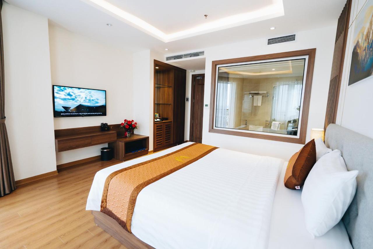 Hotel Manh Quan Luxury 3*