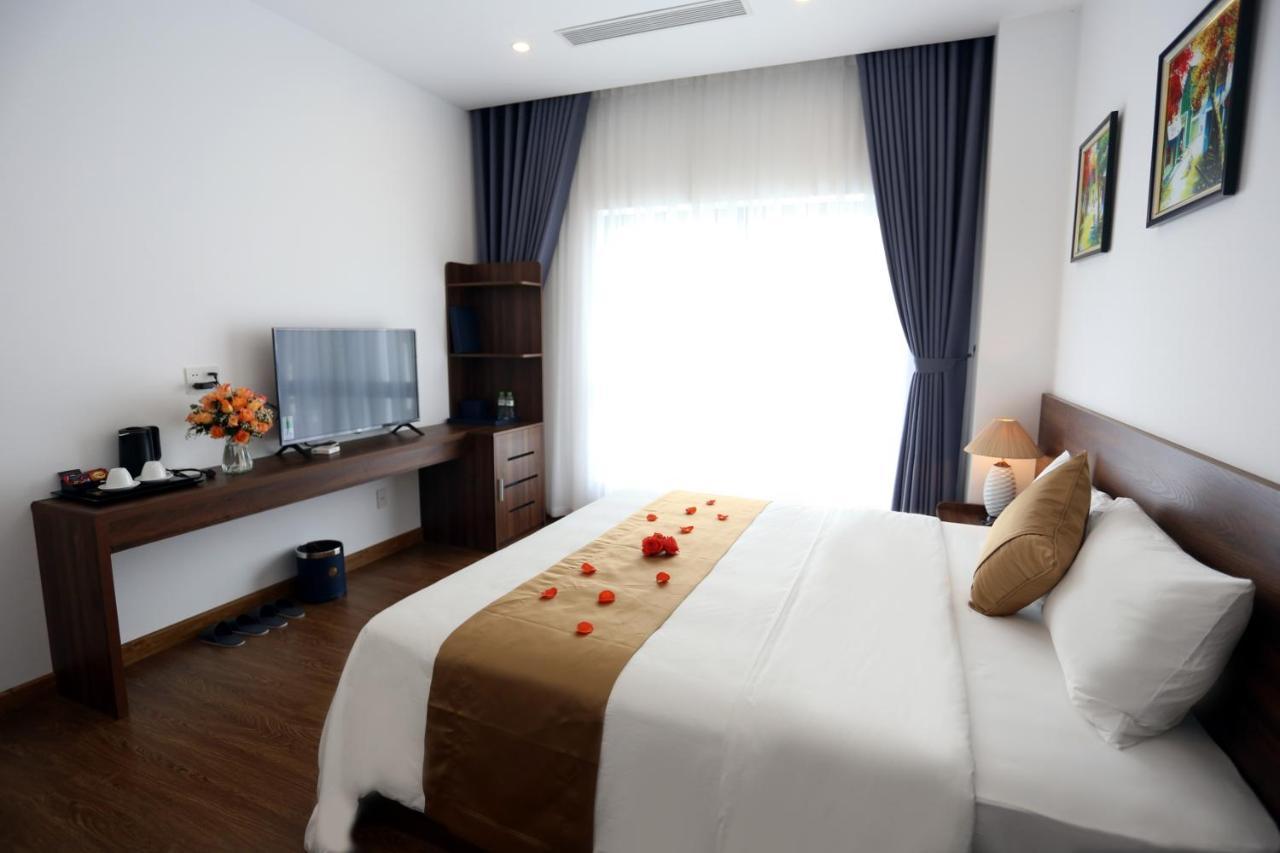 Hotel Silk River