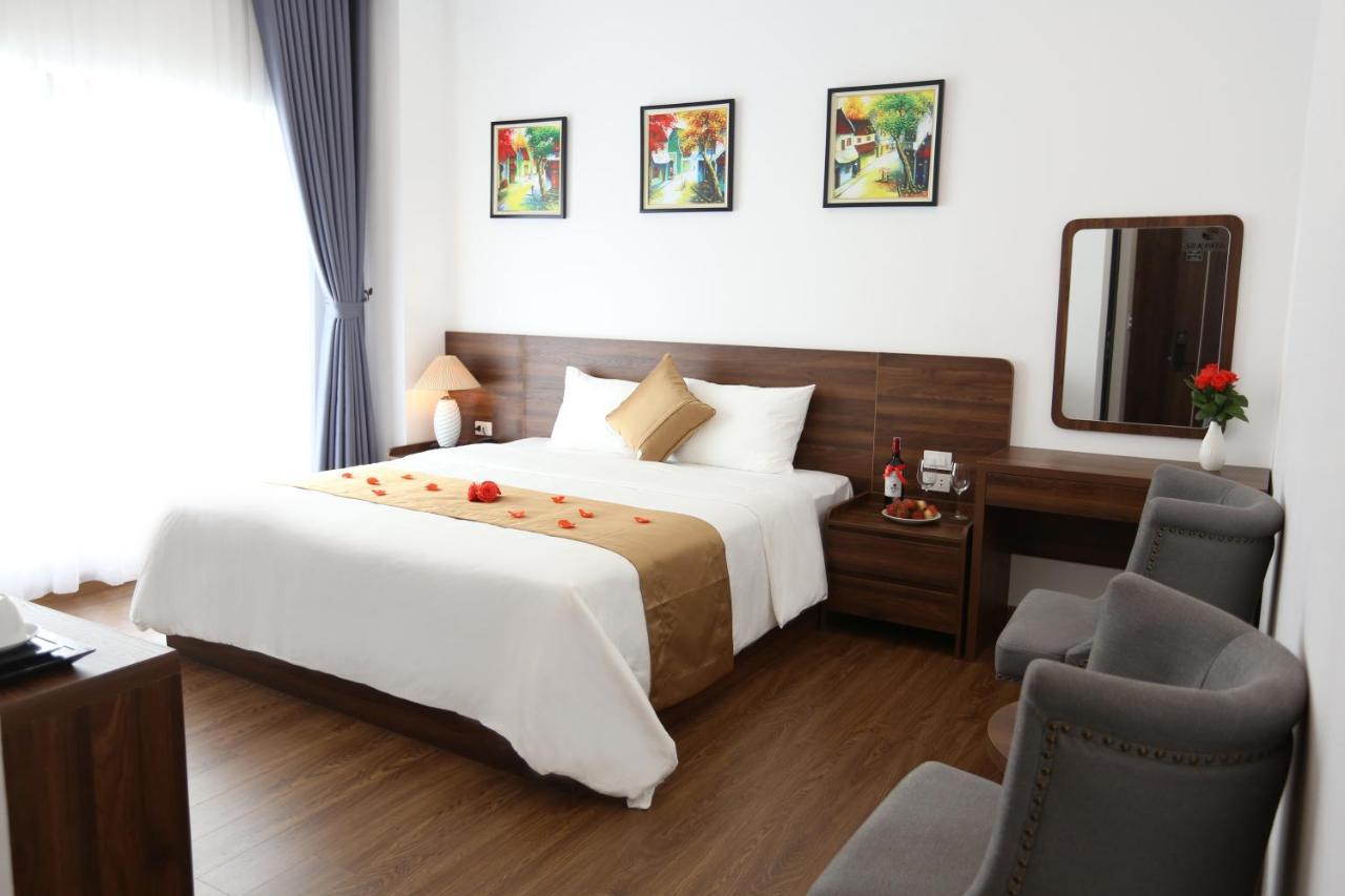 Hotel Silk River