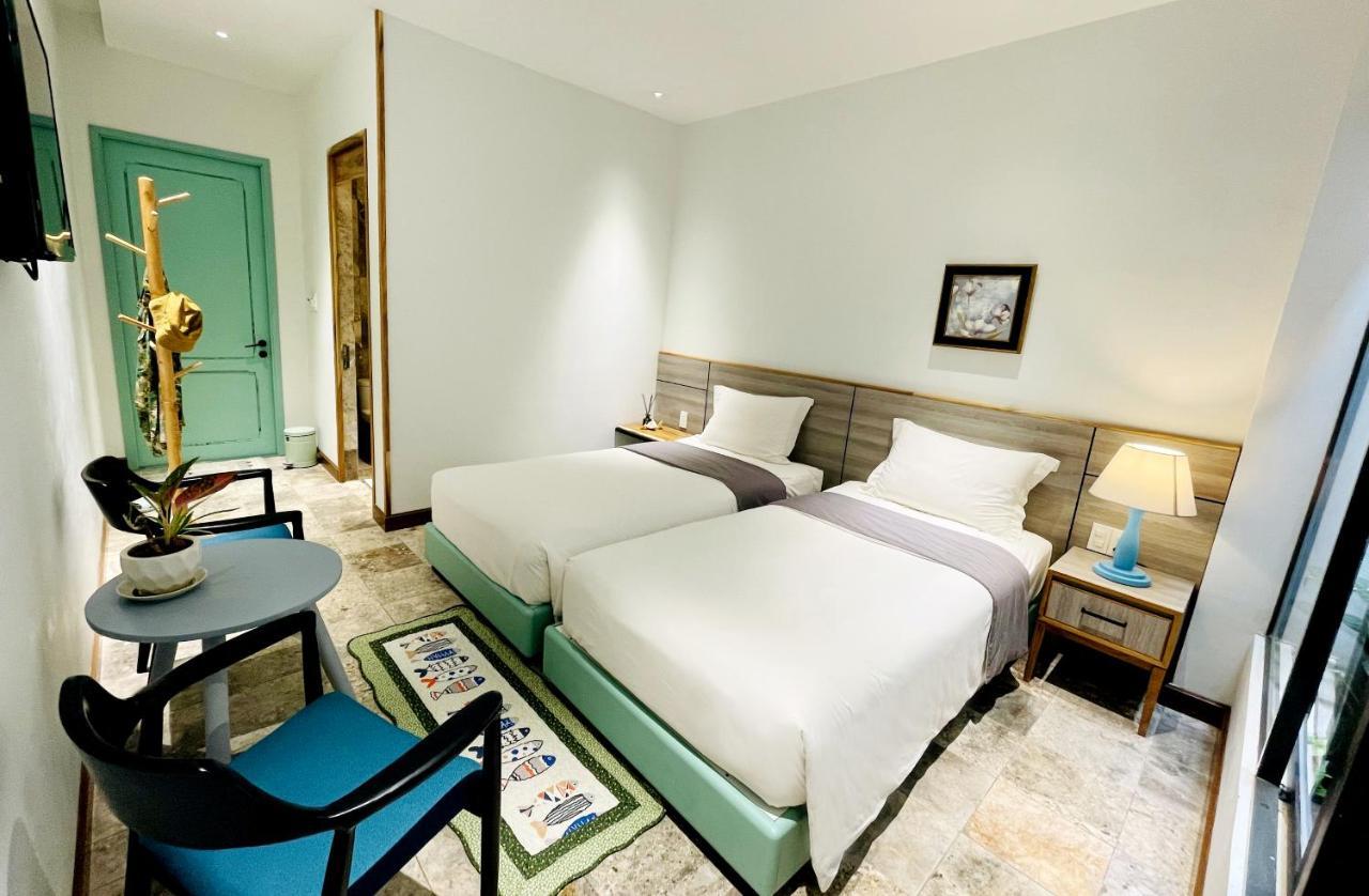 Con Dao House Hotel *