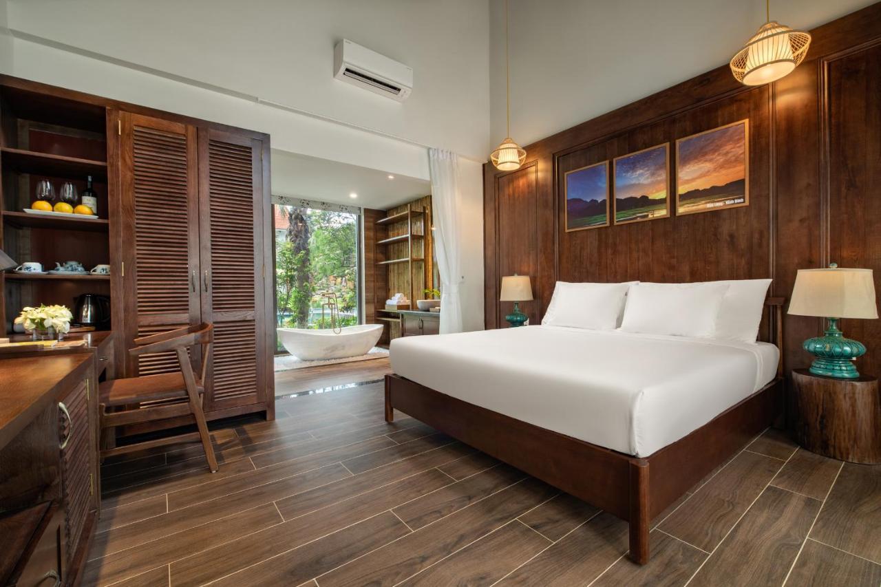 Bai Dinh Riverside & 4*
