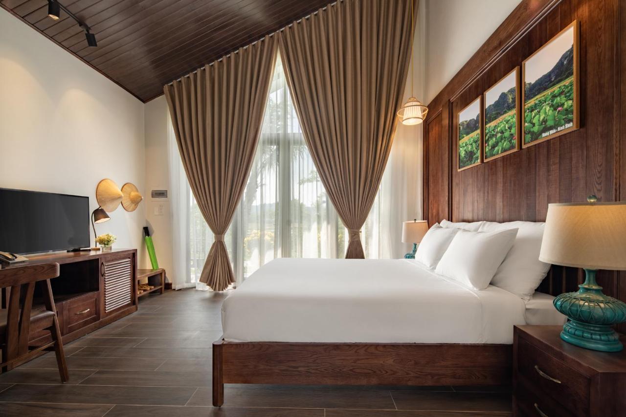 Bai Dinh Riverside & 4*