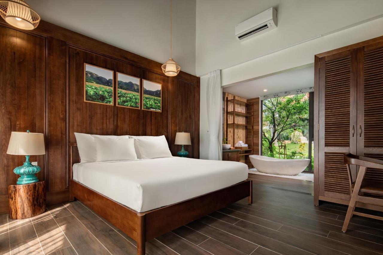 Bai Dinh Riverside & Hotel