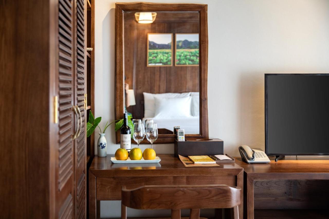 Bai Dinh Riverside & Hotel Ninh Binh