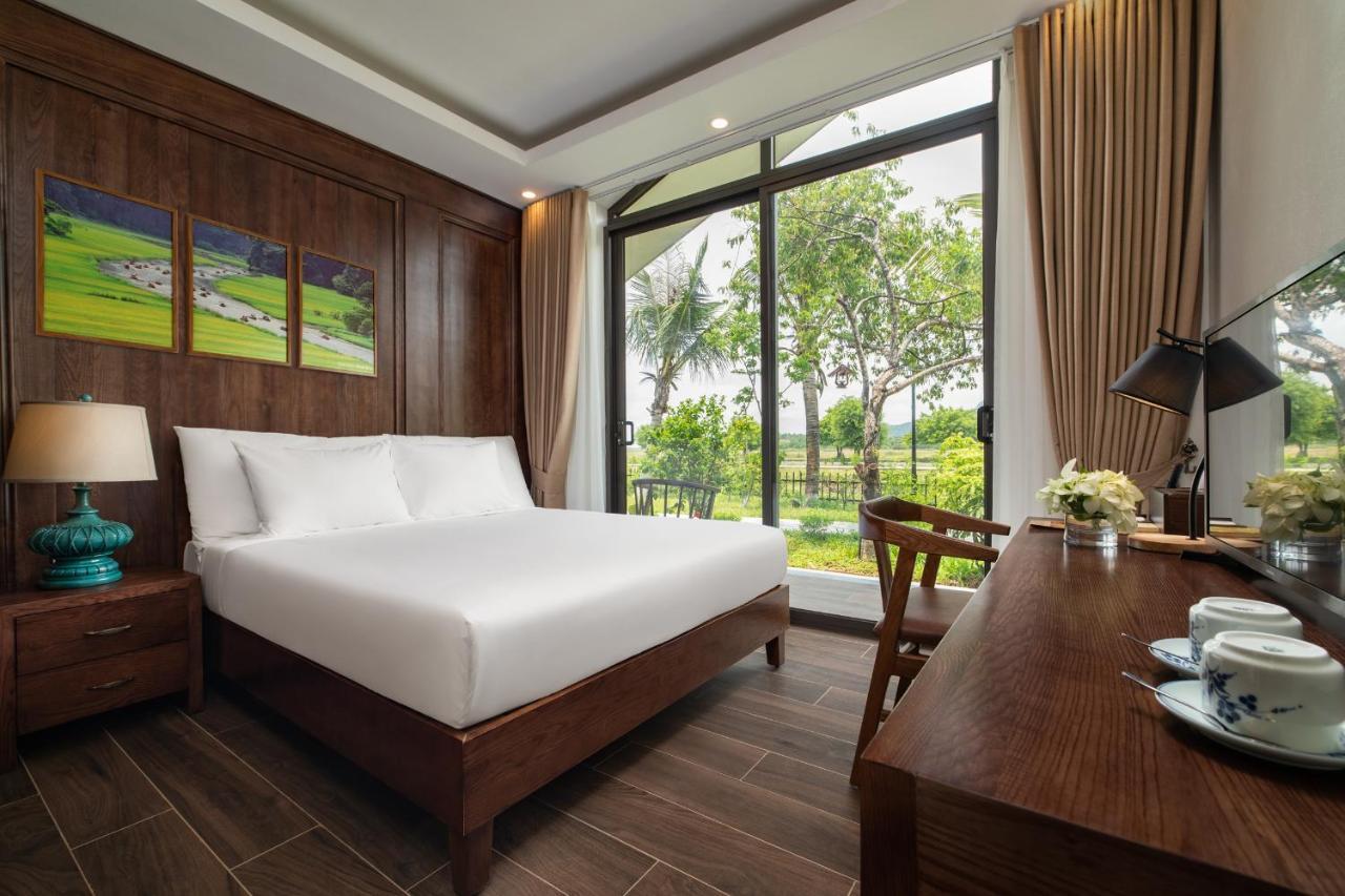 Hotel Bai Dinh Riverside & Ninh Binh