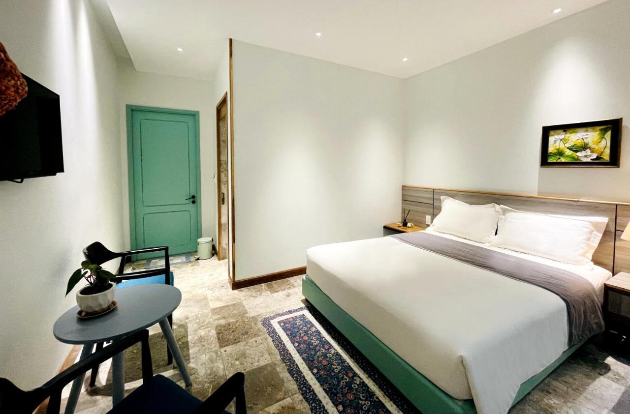 Con Dao House Hotel