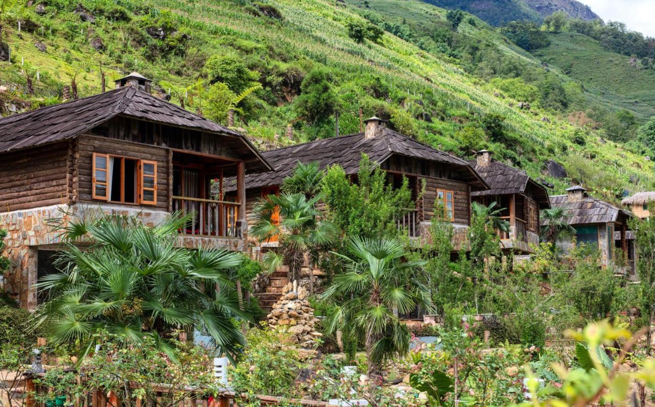 Laxsik Lodge