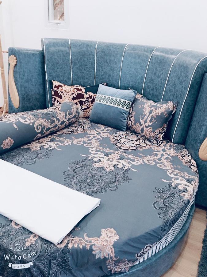 Luxury T&l * Cam Pha