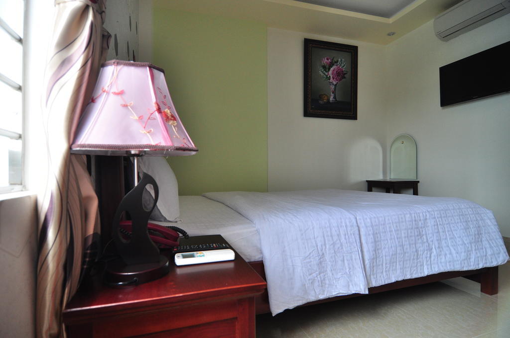 Red Rosemallow Hotel Da Nang