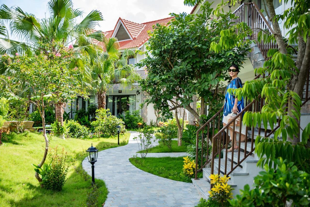Bai Dinh Riverside &