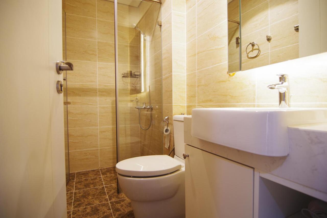 Apartment D'capitale Luxury By The Zenith *