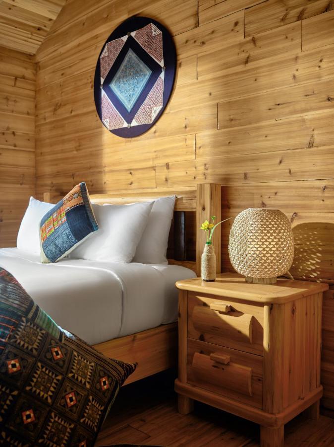 Laxsik Lodge *