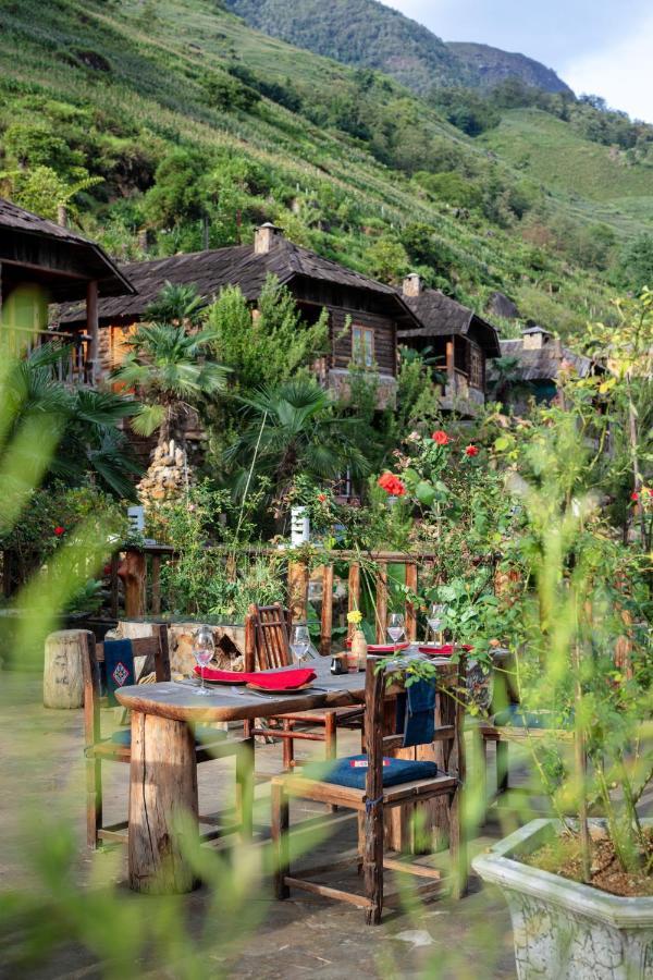 Lodge Laxsik *