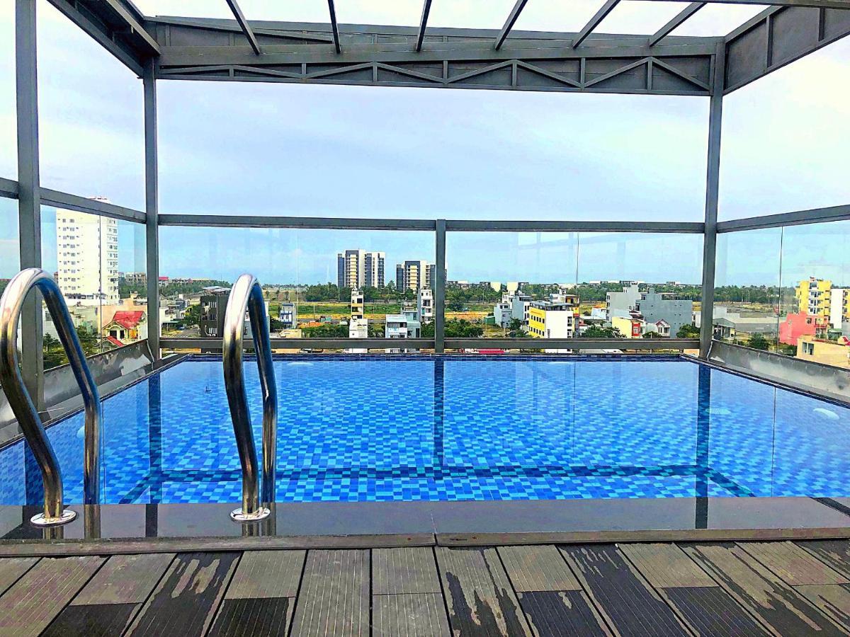 Hotel The Shine & Da Nang