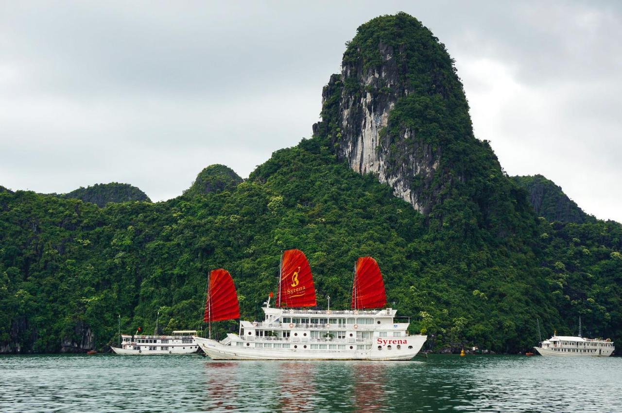 Syrena Cruises 