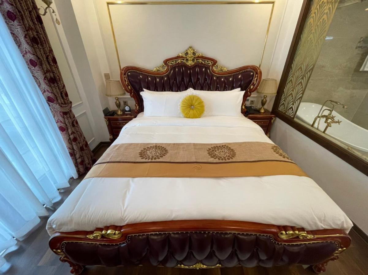 Camellia Luxury