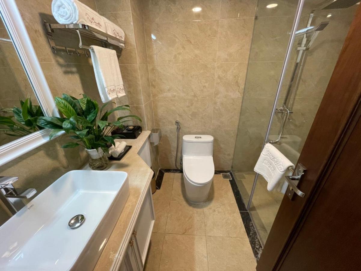 Camellia Luxury