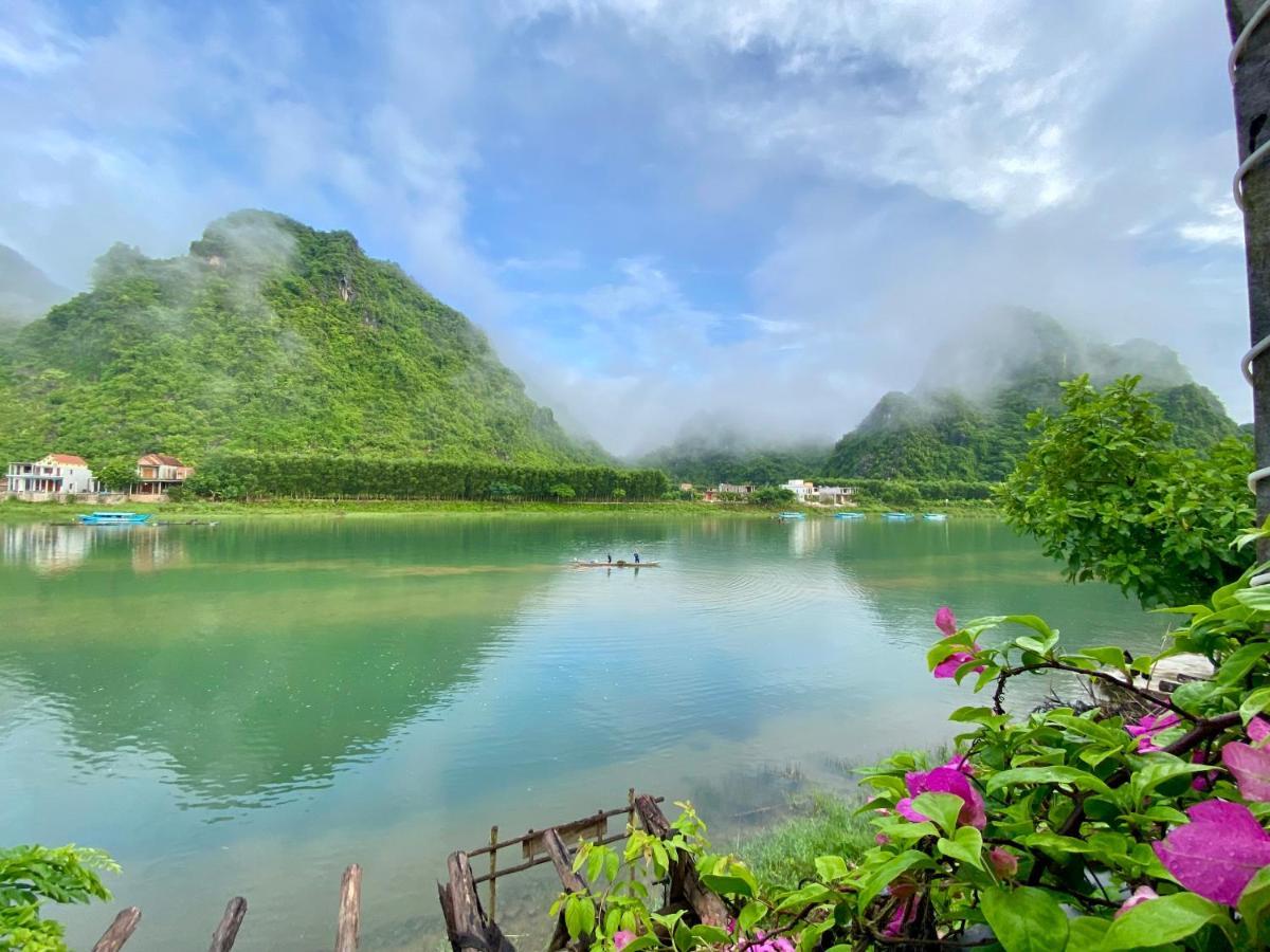 Coco Riverside Hotel Phong Nha
