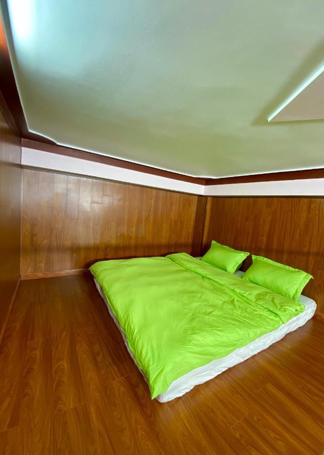 Vuong Bao Bed & Breakfast