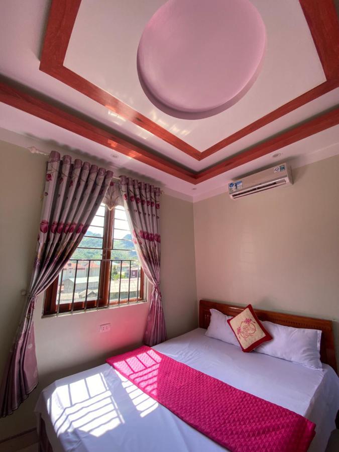 Nha Nghi Viet Nhat Meo Vac