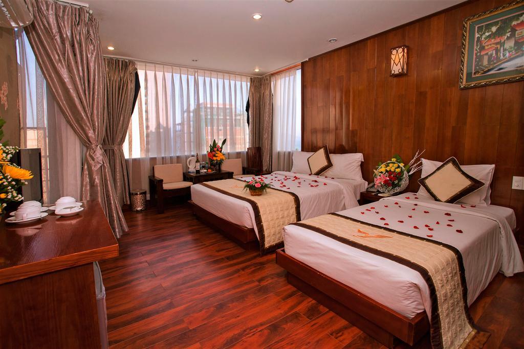 Golden Rain - Hoang Vu Hotel