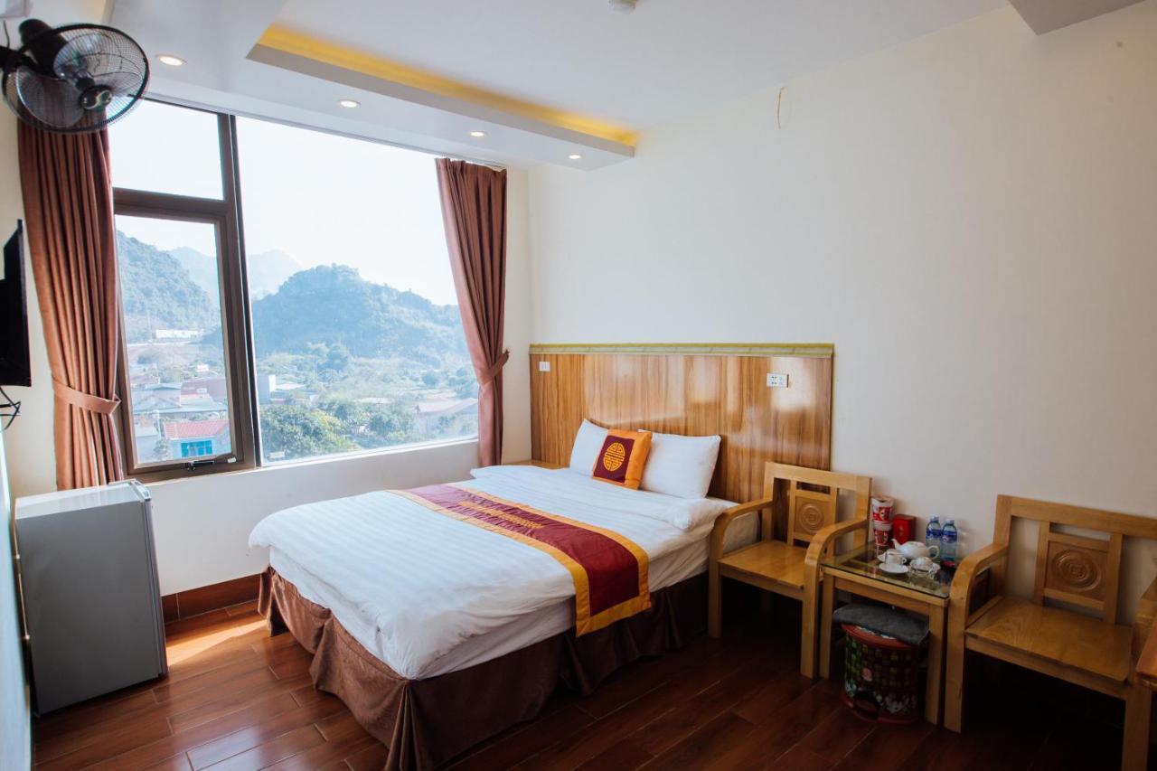 Hotel Khach San Nhiet Doi 3*