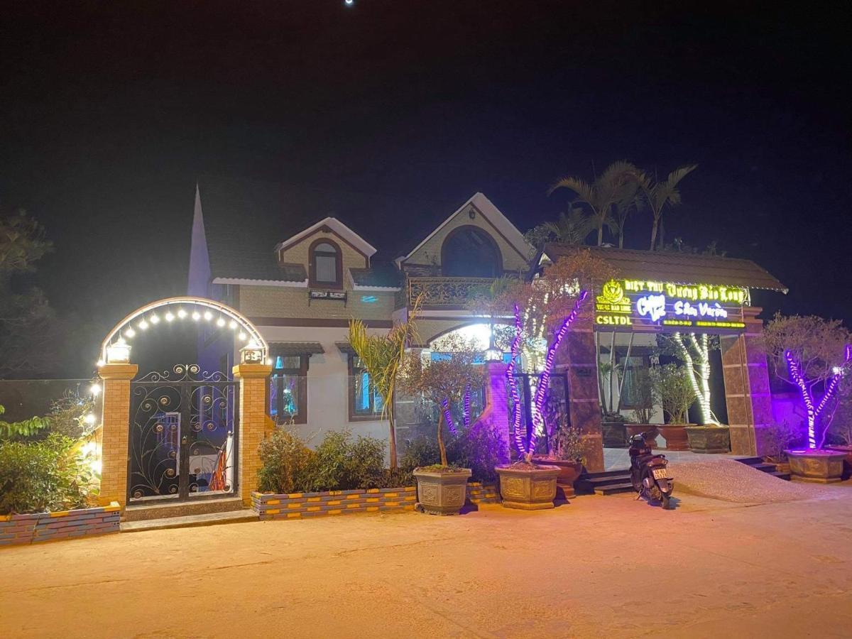 Vuong Bao Bed & Breakfast *