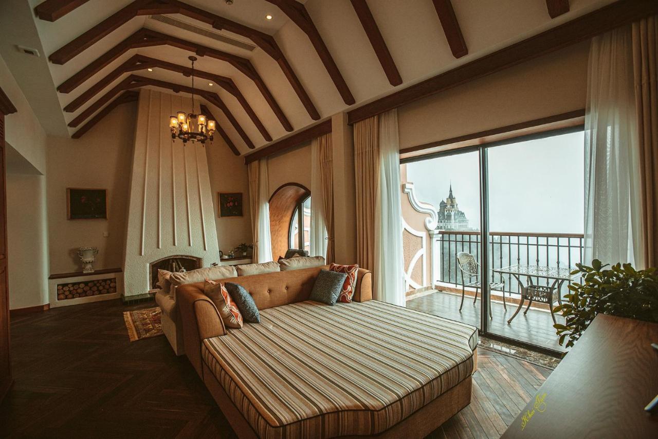Venus Hotel 4*